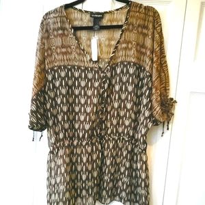 🏷️ LB Tribal Print Chiffon Boho Peplum Top Size 20